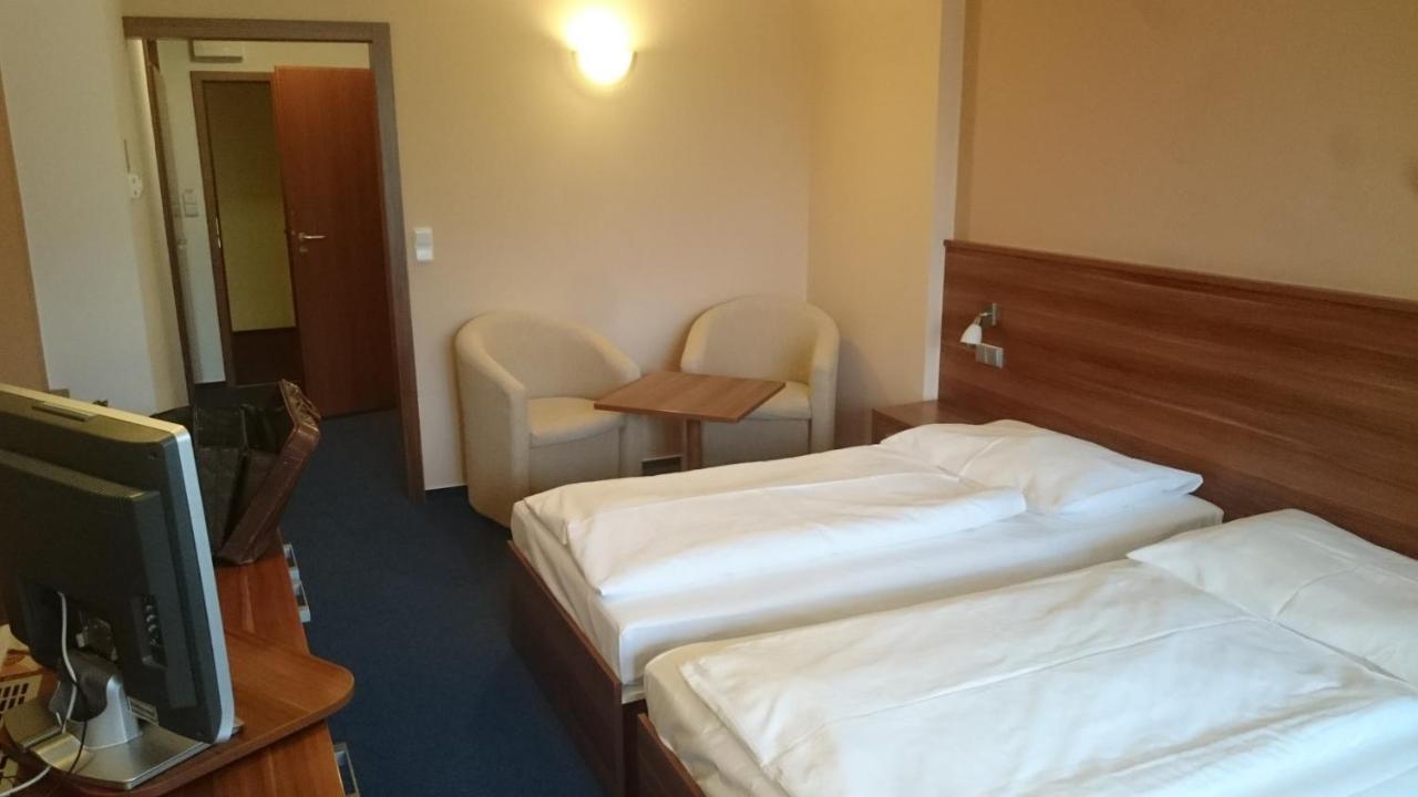 Lipno Wellness - Frymburk Hotel Private Family Room Kültér fotó