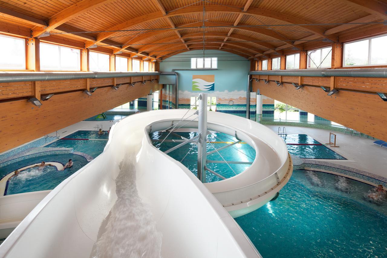 Lipno Wellness - Frymburk Hotel Private Family Room Kültér fotó